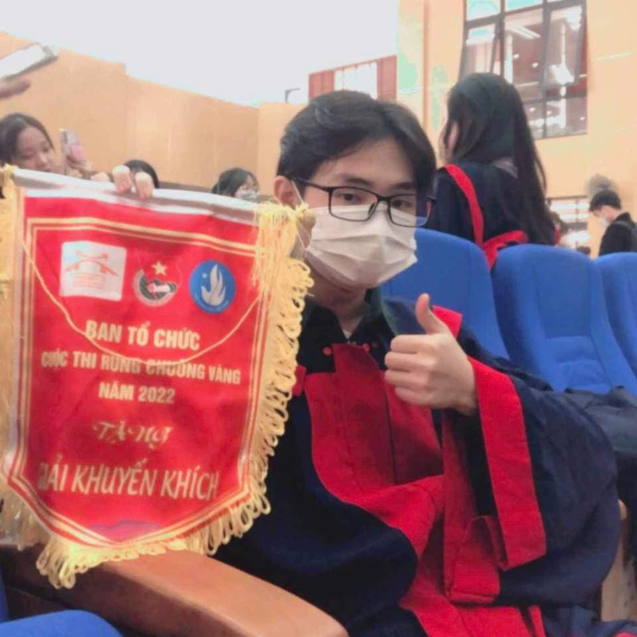 z6225900306824_63bb8ddefb63f1ec3229644bd1664d6f